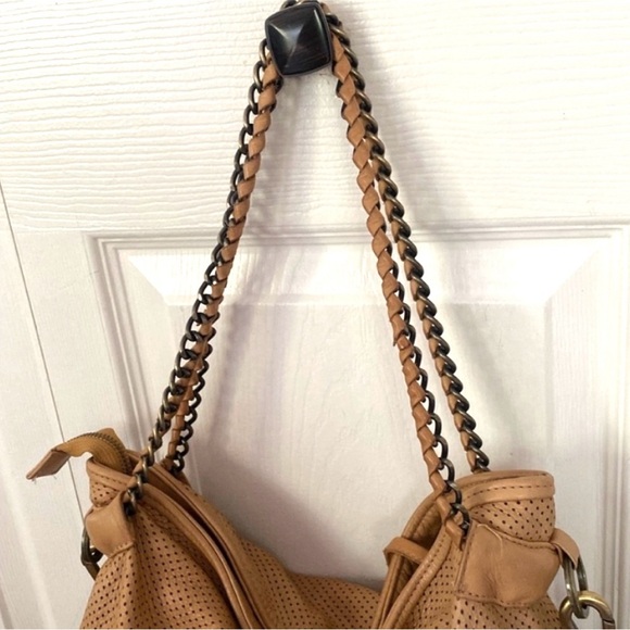 Carla Mancini Bag Tote Perforated Leather Shoulder Bag with pouch - Picture 6 of 16